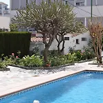 El Jardin Benerja アパート